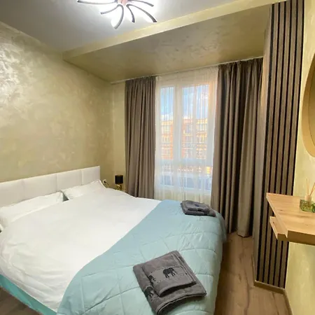 Beautiful 2bd With Large Terrace And Free Parking Appartement